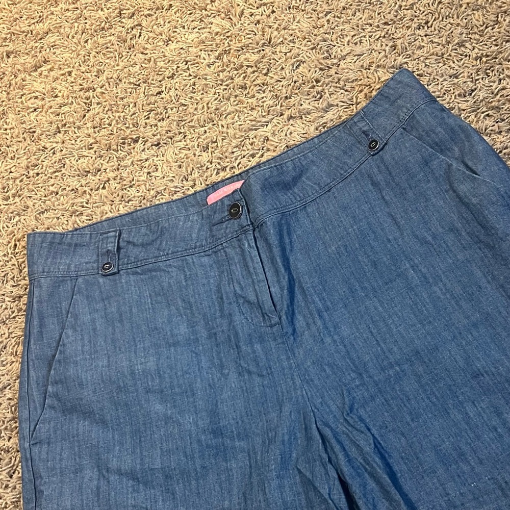 Isaac Mizrahi New York Blue Chambray Shorts Womens Size 14 Button Waist Casual